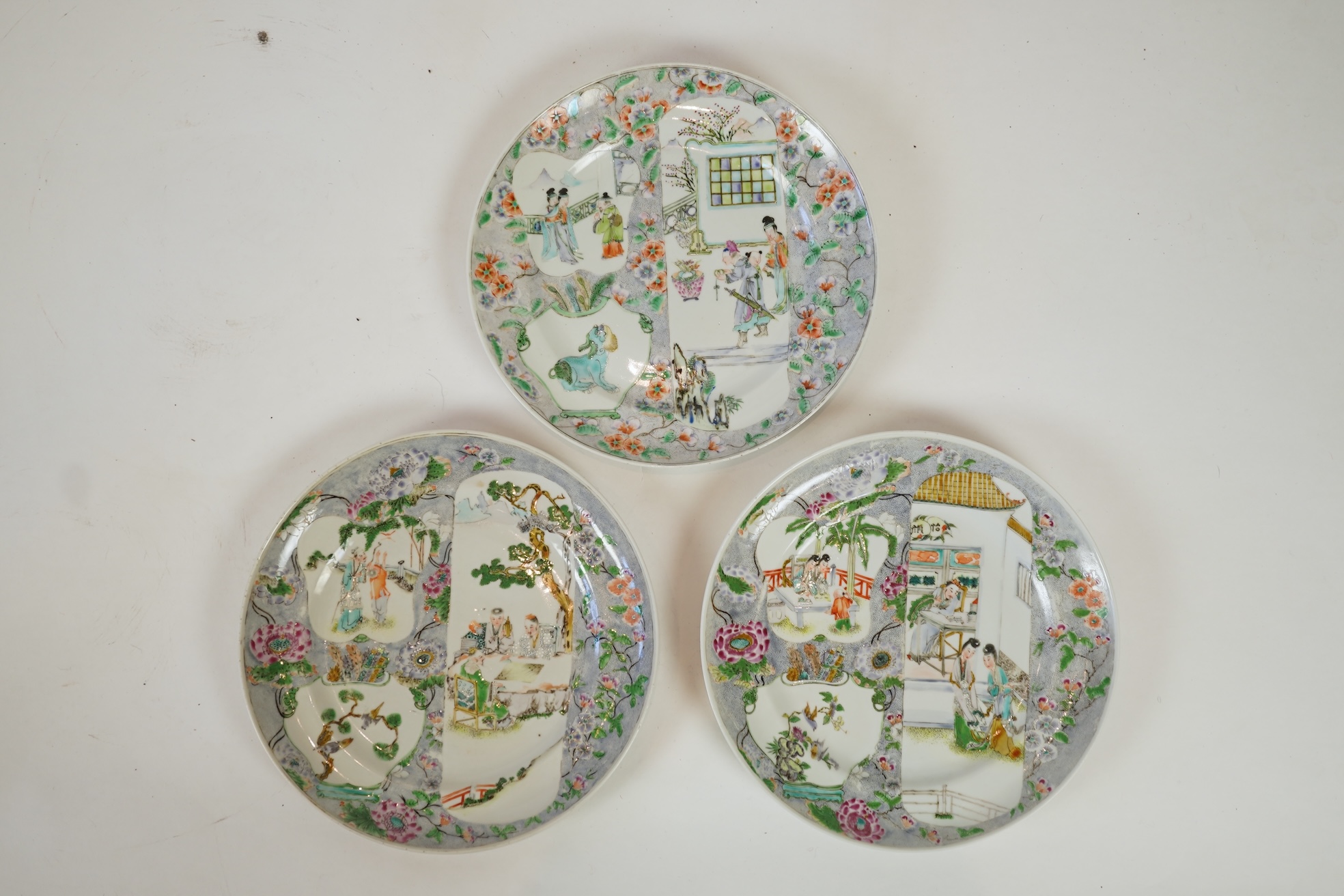 Three Chinese enamelled porcelain plates, mid 19th century